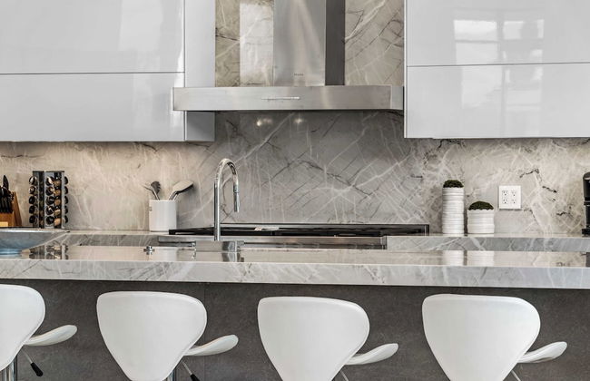 Exclusive Indio Villa Pool, Hot Tub, Putting Green Sleeps 18 Bravo #6 - Foto 15