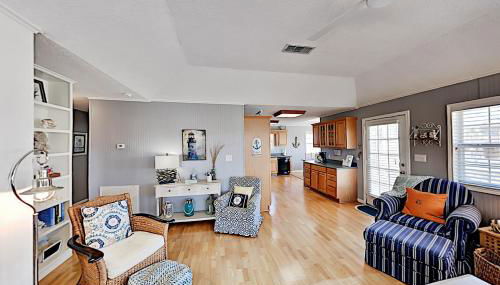 Escape Steps to Beach Large Deck Group Ready - Foto 5