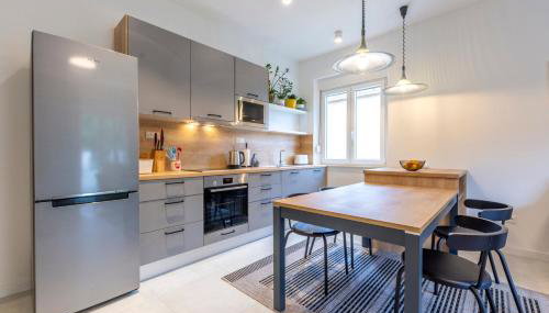 Split Luxury Suite - Photo 3, stove, dishwasher, pet friendly