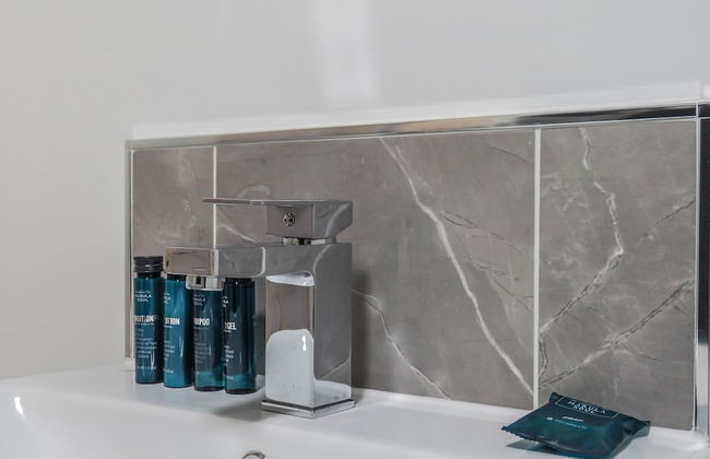 Tudors eSuites Birmingham Townhouse Private Garden Free Parking - Foto 20