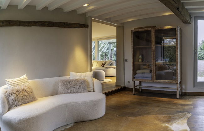 Rustic Retreat w/ Pool - Photo 11