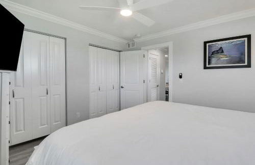 Sailfish Suites 7 - Waterfront Lodging - Photo 18