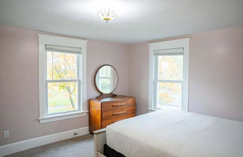 The Homestead Historic Charm & Big Backyard - Foto 27