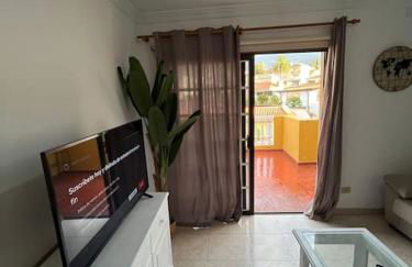 Große Terrasse mit Esstisch, Markise. Einfach - Foto 12