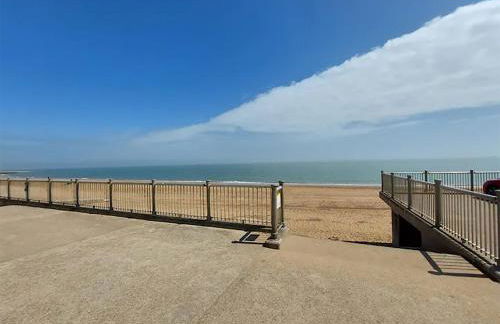 SoHot Stays Royal Sands Seaview Apt Free Parking Sleeps 4 - Foto 36