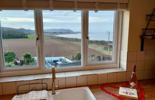 Blue Anchor House - Seaview, Hot Tub Apartments - Photo 45