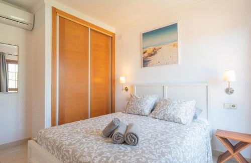 CASA LAURA VISTA LOBOS - spacious Villa with heatable pool and sea views - Photo 35