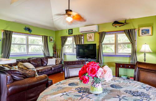 Walk to Beach! Key West Paradise with Ocean View - Foto 3