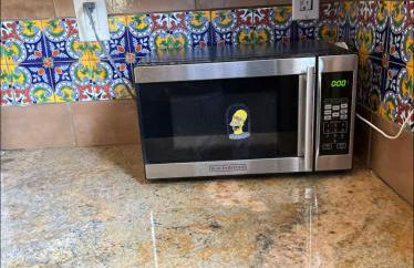 Charming Casita all too yourself near Midtown, Train and Freeway - Photo 32