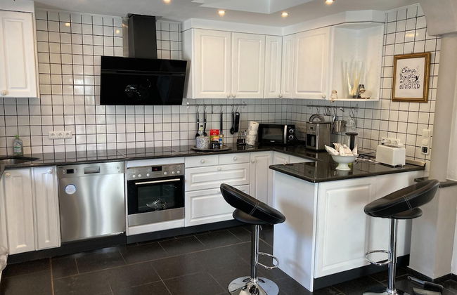 Luxurious Holiday Home With a Nice Private Garden - Foto 20