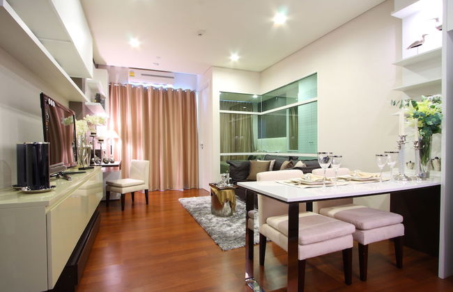 IVY THONGLOR 55 - Foto 6