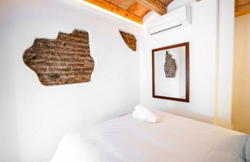 House in the Old Town of Marbella with Private Pool and Free Parking - Photo 28