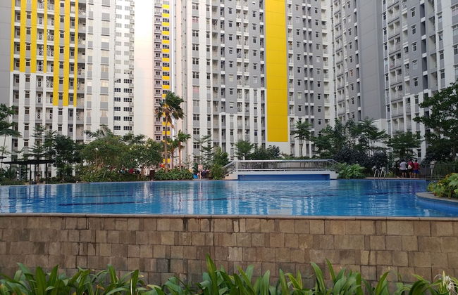 Comfy 2BR Apartment @ Springlake Summarecon - Foto 18