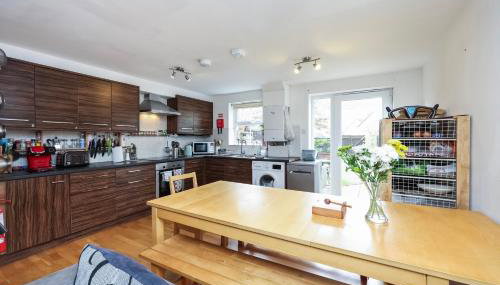 Double bedroom in Clapham - Photo 5, stove, toaster