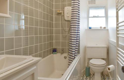 Campbell Cottage - Photo 16