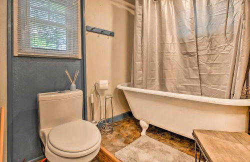 Plum Creek Retreat with Beach near Johnson Lake - Foto 16