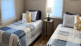 Beach Haven Oceanside Beach Badges Outside Shower Wifi,Spend A Week In The Queen City On One Of Its Premiere Streets The Location Of This Duplex - Foto 4