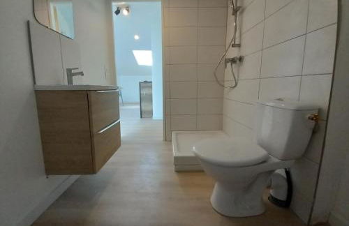 Studio Proche Centre ville avec Place de Stationnement - Foto 6