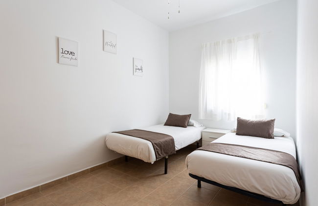 Pasaje Dolores Cerezo 2 bed - Photo 16