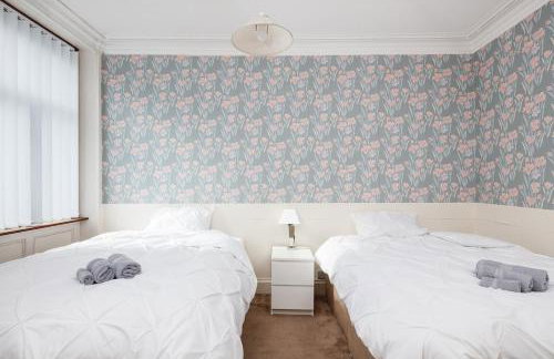 Beautiful 'Mayfield' Villa with private pool! - Foto 60