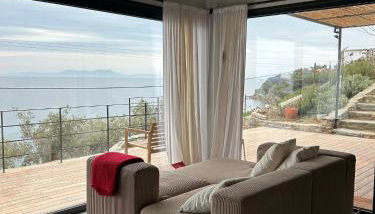 A House with A View - Foto 2