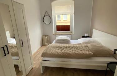 FEDDERSEN LIVING Moderne Ferienwohnungen - Gemütlich - Netflix - Voll ausgestattet - Waschmaschine - zentral gelegen - Foto 19