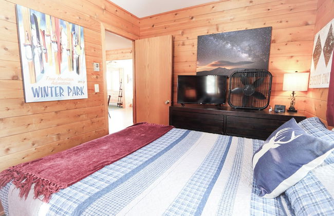 Lookout Lodge An Extraordinary Escape for 10! - Photo 11