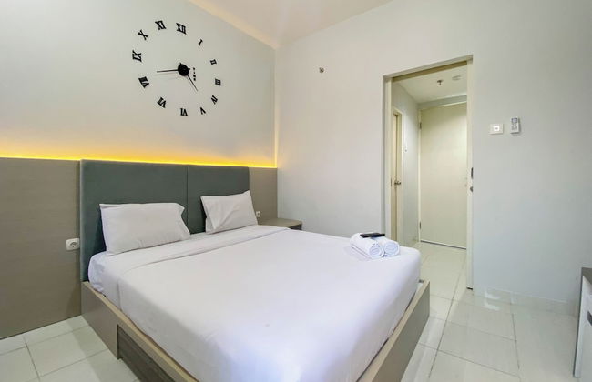 Comfortable 1Br Without Living Room At Amartha View Apartment - Foto 4