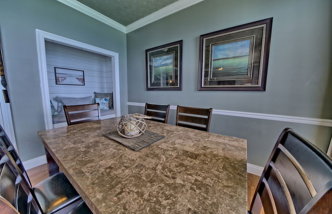 Pleasant Oceanfront Condo with Large Balcony and Beach Access - Unit 1605 by RedAwning - Foto 25