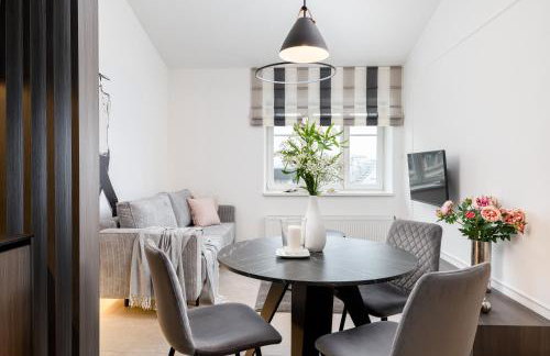Wielopole Top Floor Apartments by Hostly - Foto 38