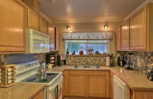 Packwood Getaway with Game Room, Grill and Patio - Photo 11