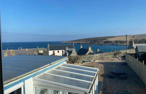 Number Forty Two, Portsoy - A 3 bedroom cottage with sea views - Foto 20