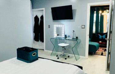 7 Large Bedrooms Art-Inspired Art House - Photo 9