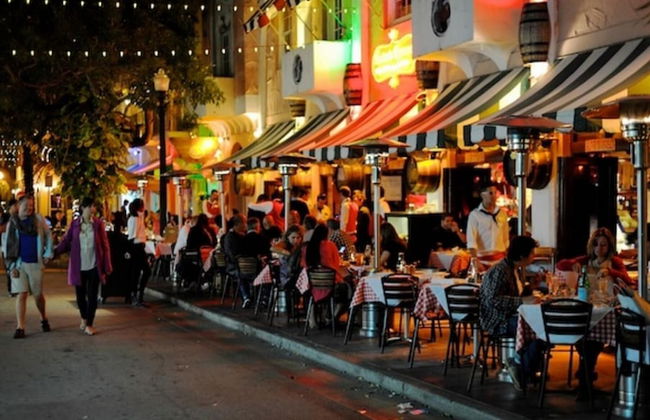 Beachfront 4 Room Ocean Drive Deluxe Suite - Foto 42