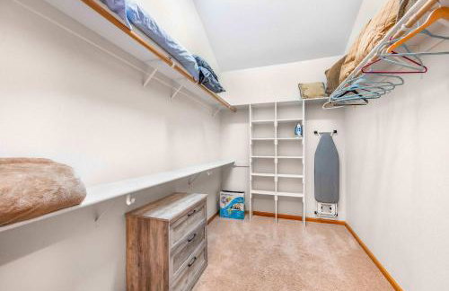 Fully Remodeled Tahoe Retreat with Game Room and Hot Tub - Foto 53