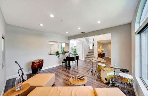 Stunning Hilltop 5BR With View And Hot Tub! - Foto 13