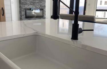 Amazing New House - Waterfront Getaway + Boat Dock - Foto 45