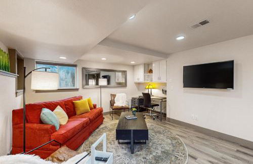 Easy Commuting! Renovated Greeley Apartment - Photo 3