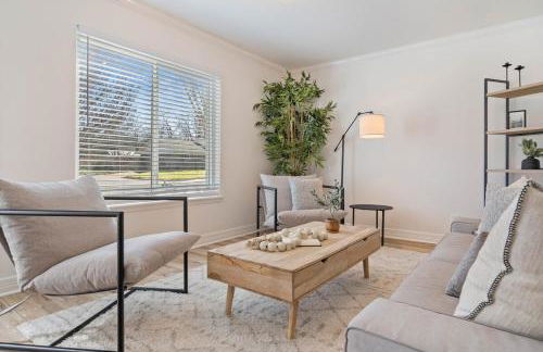 Luxury Austin Retreat w Pool, Games, Sleeps 12 - Foto 41