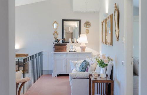 Fattoria Camigliano, Luxury Farmhouse with Pool inside a Wine Estate - Foto 81