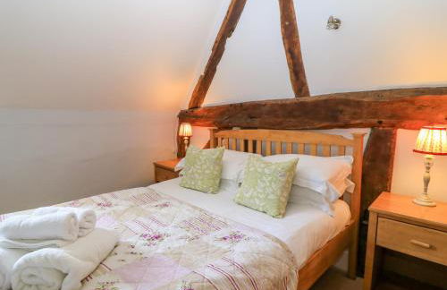 April Cottage - Photo 20