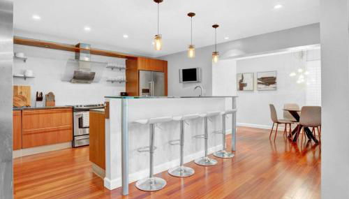 Modern 4BR Villa with Pool - Outdoor amenities - WFH - Foto 3