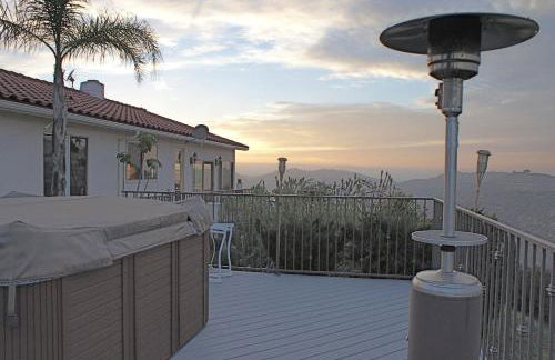 Quiet Hilltop Home With Stunning Hill Top And Valley Views - Foto 18