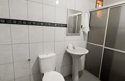 Casa com 2 suites e 1quarto piscina Ar para 8 hospedes - Foto 77