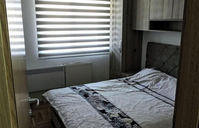 Apartman 1 Lux S V Istocno Sarajevo Lukavica Hilandarska Centar - Foto 1