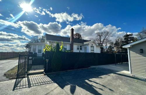 Two Dulles homes 1 price sleeps 16 w-EV parking - Foto 30