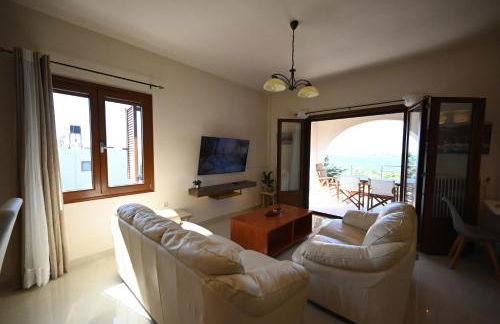 Unick Seaview Luxury Living - Photo 36