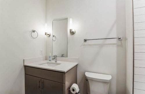 Trendy 3 BDR for 8 Heart of Nash Near 5 Points - Foto 22