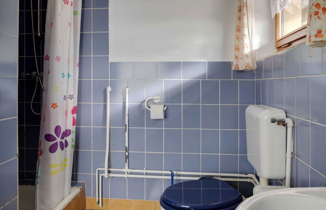 Finnhutte in Trusetal Near Waterfall - Foto 18