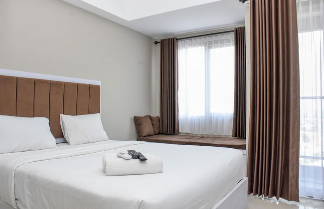 Comfort Studio at LRT City Jatibening Apartment - Photo 3
